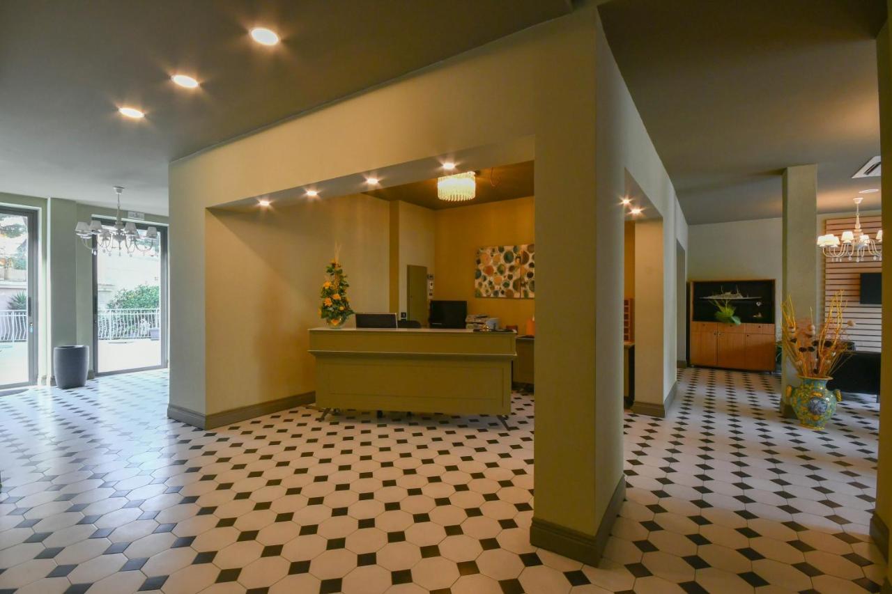 Hotel Residence Paradiso Moneglia Extérieur photo